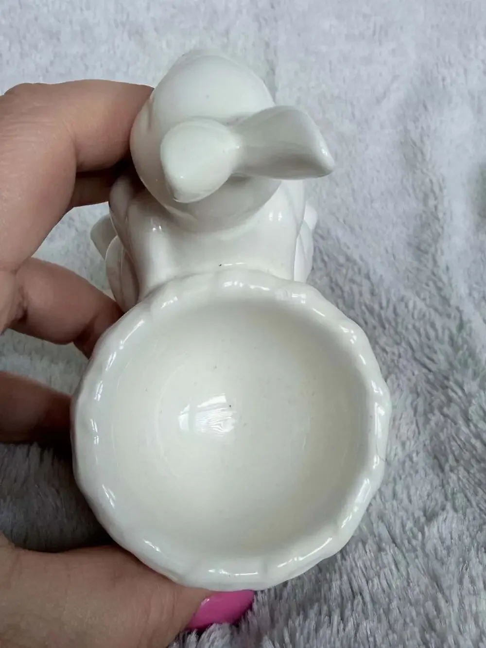 Pottery Barn White Ceramic Easter Rabbit Bunny with Basket Bowl
